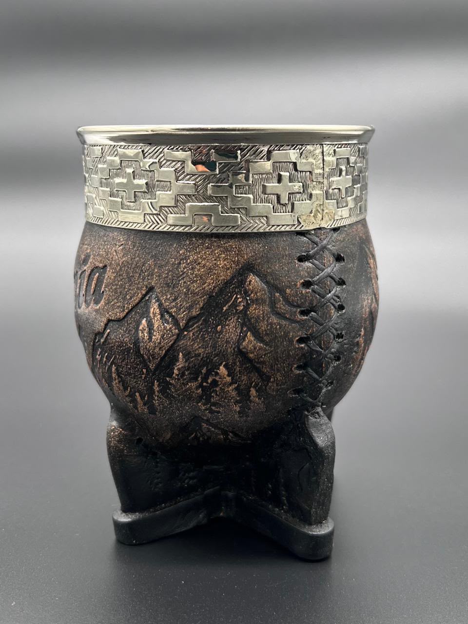 Mate Imperial El Andino Ruta 40 Patagonia Virola Cincelada - Imagen 2