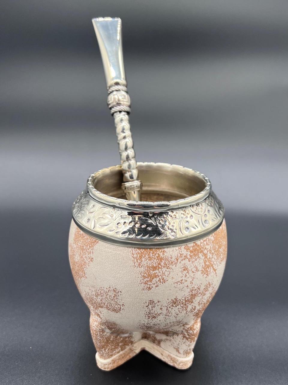 Mate Torpedo El Baquiano Cuero Razado Virola Cincelada - Imagen 3