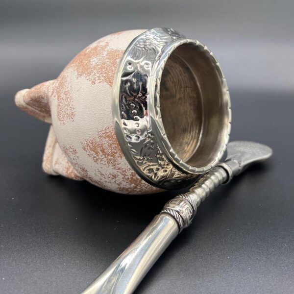 Mate Torpedo El Baquiano Cuero Razado Virola Cincelada