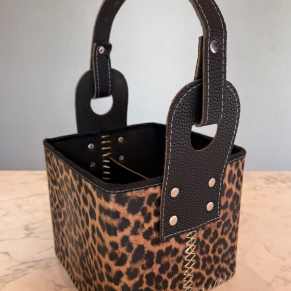 Canasta Matera Cuerina Full Animal Print