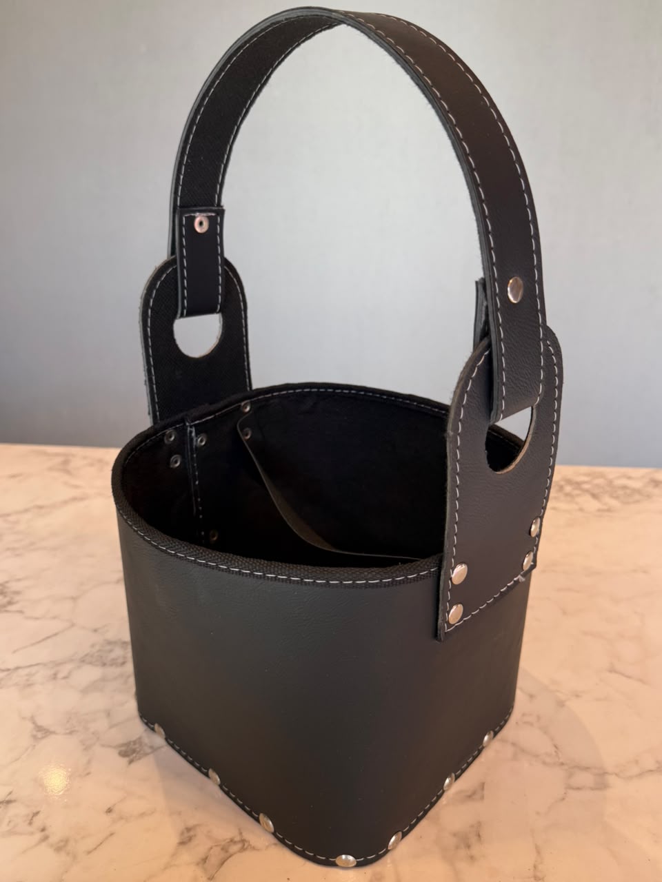 Canasta Matera Cuerina Negra